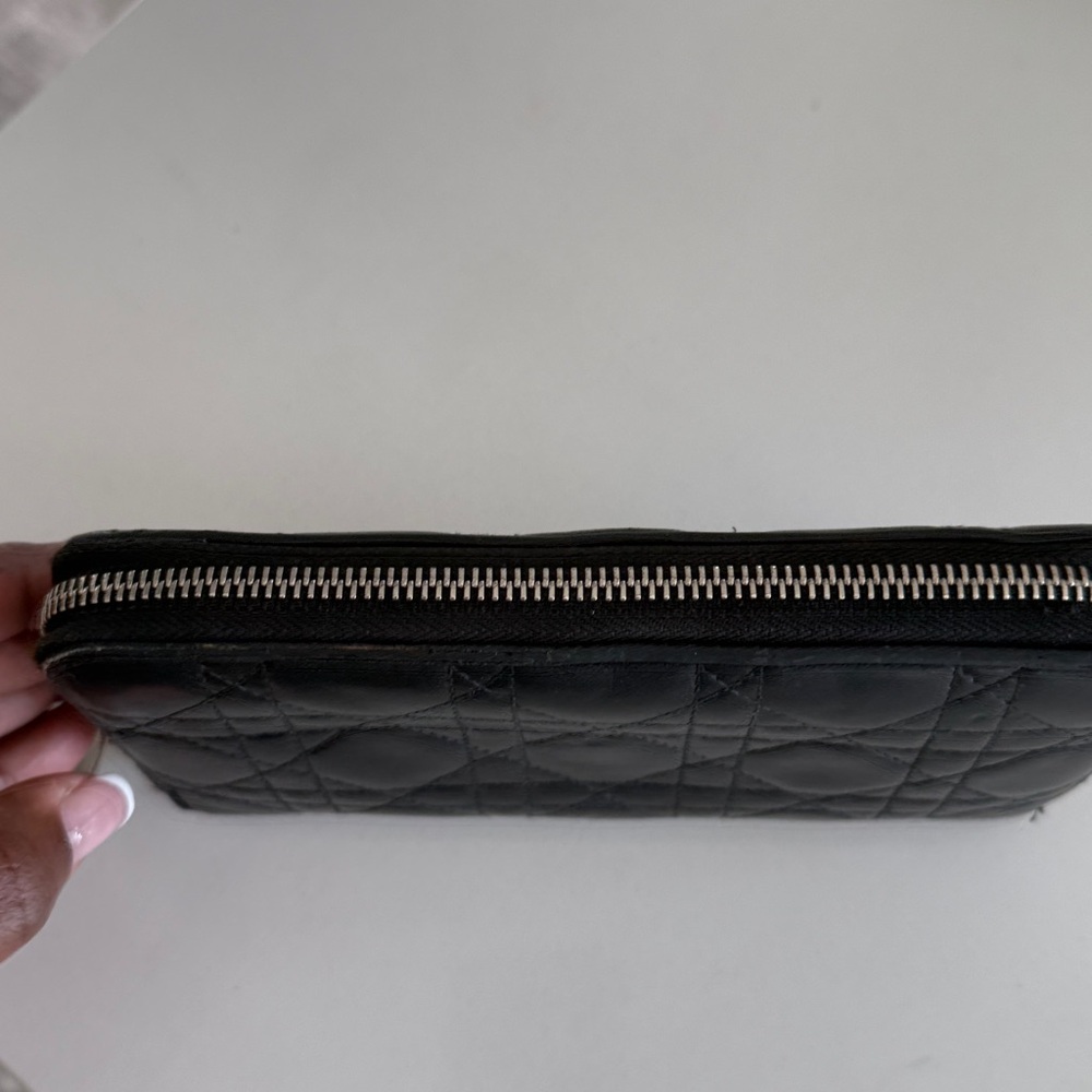 Dior Black Quilted Handbag + Dior wallet - Picture 15 of 16